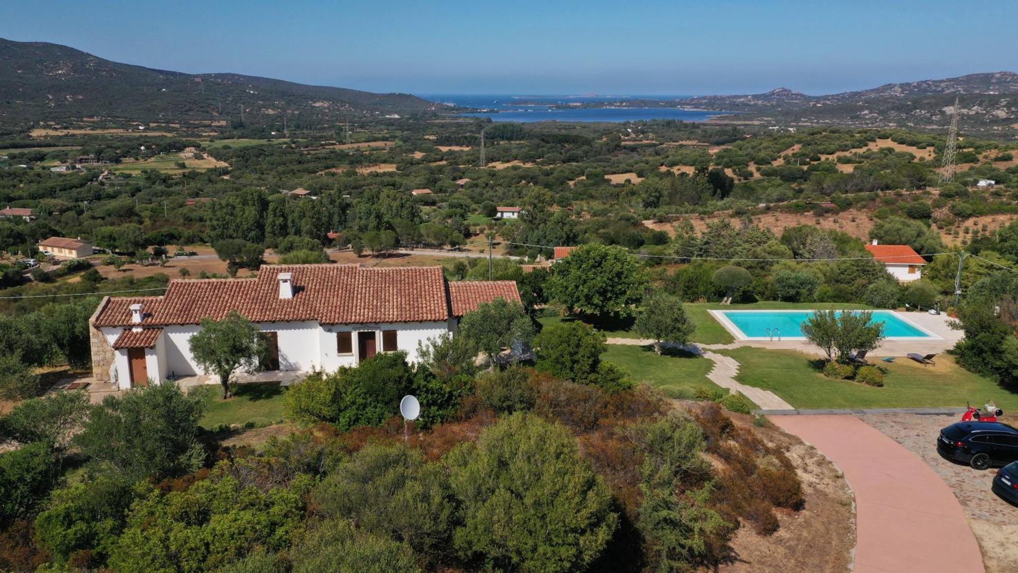 Villa Alba Esclusiva Villa Con Piscina A Sfioro E Vista Mozzafiato Sul Mare Cugnana Exteriér fotografie