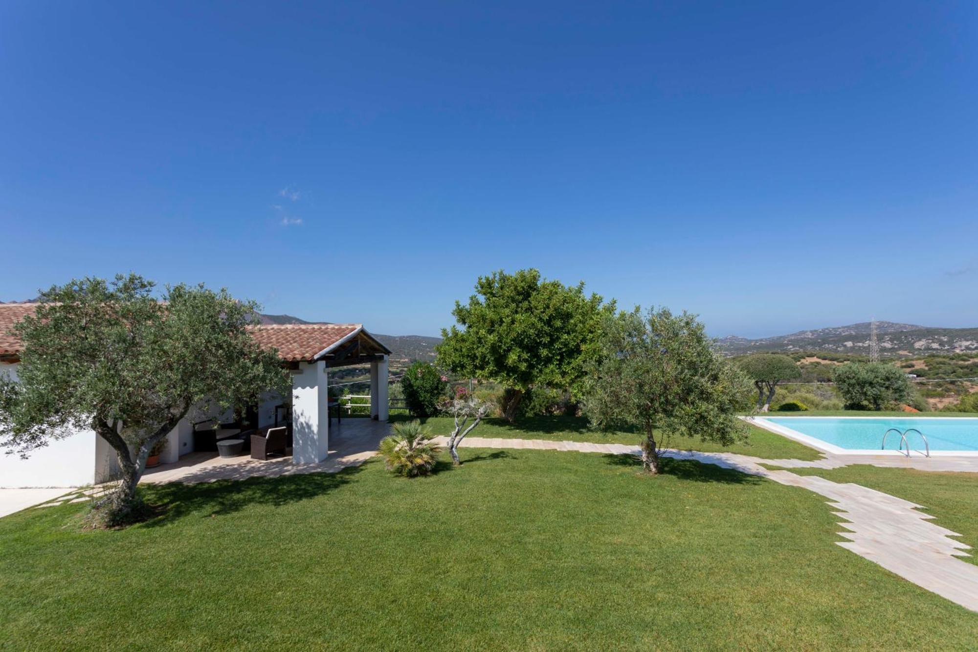 Villa Alba Esclusiva Villa Con Piscina A Sfioro E Vista Mozzafiato Sul Mare Cugnana Exteriér fotografie