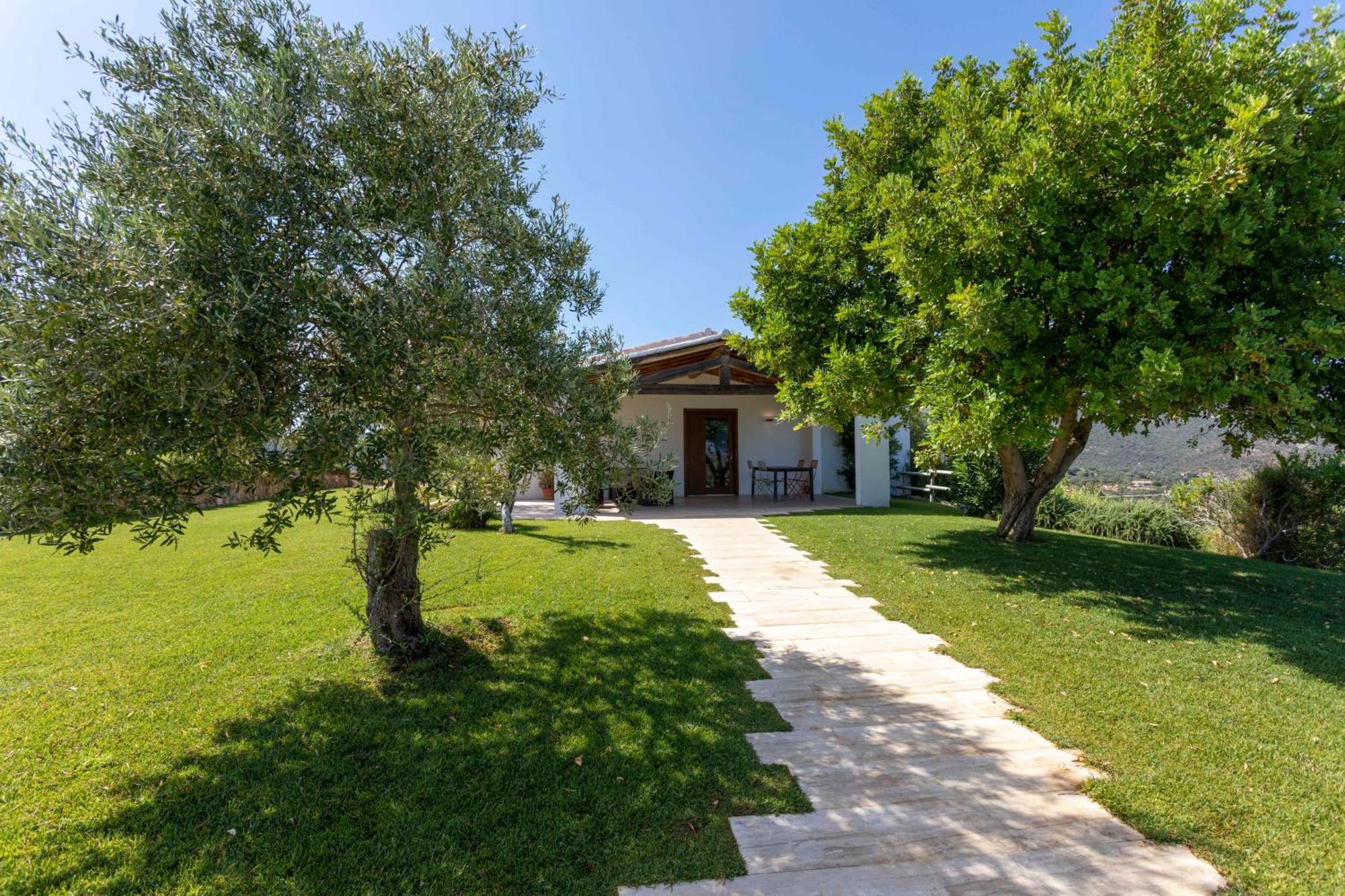 Villa Alba Esclusiva Villa Con Piscina A Sfioro E Vista Mozzafiato Sul Mare Cugnana Exteriér fotografie
